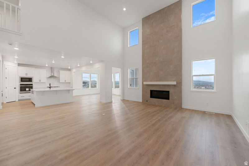 CANTON RIDGE - Residential