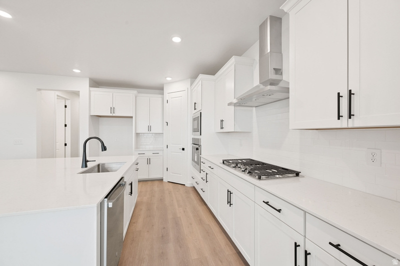 CANTON RIDGE - Residential