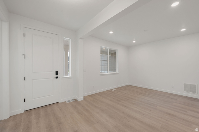 CANTON RIDGE - Residential