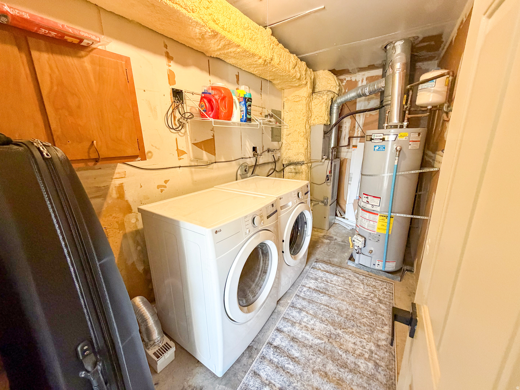 QUIALBROOK EST. - Residential