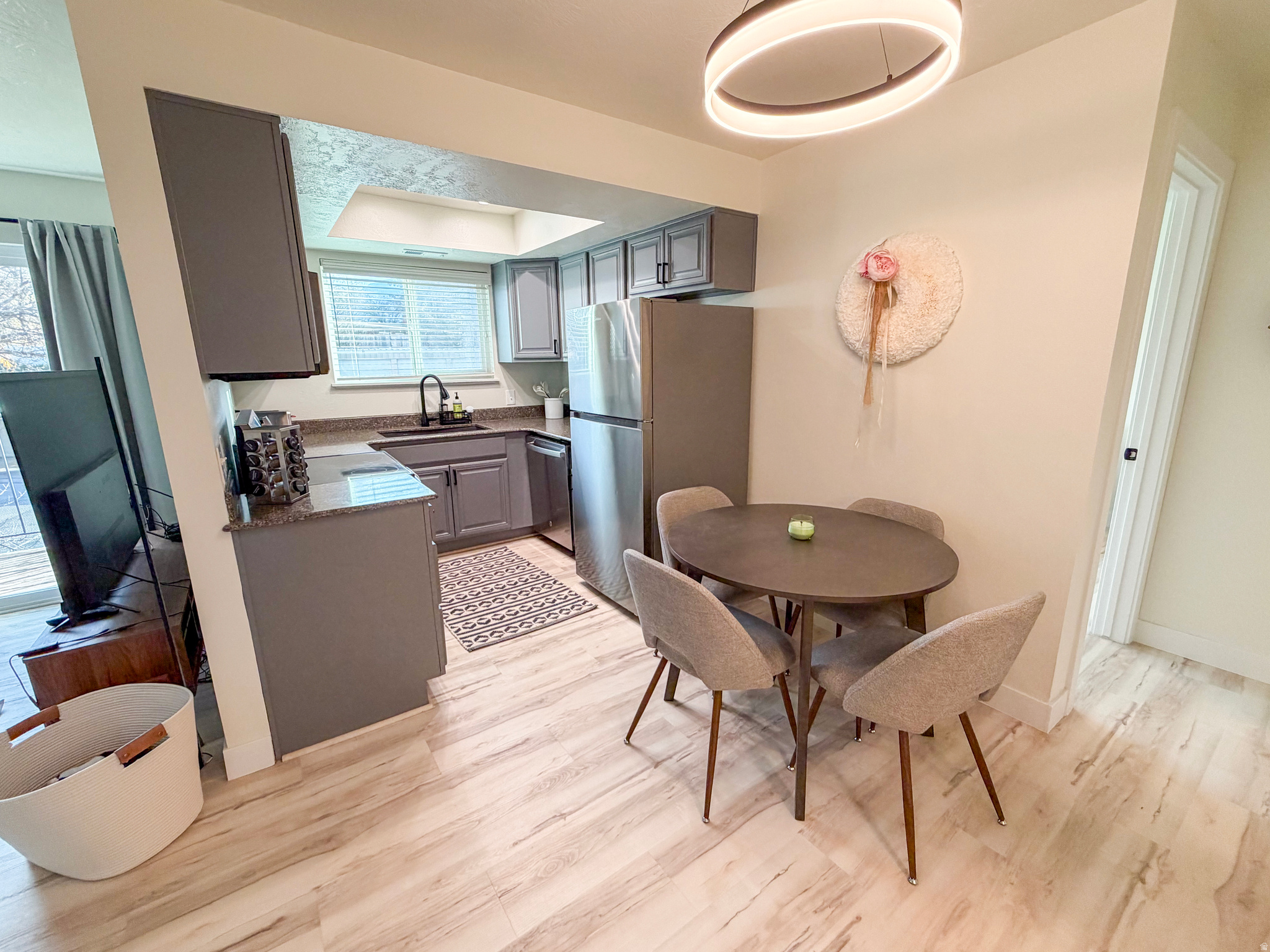 QUIALBROOK EST. - Residential