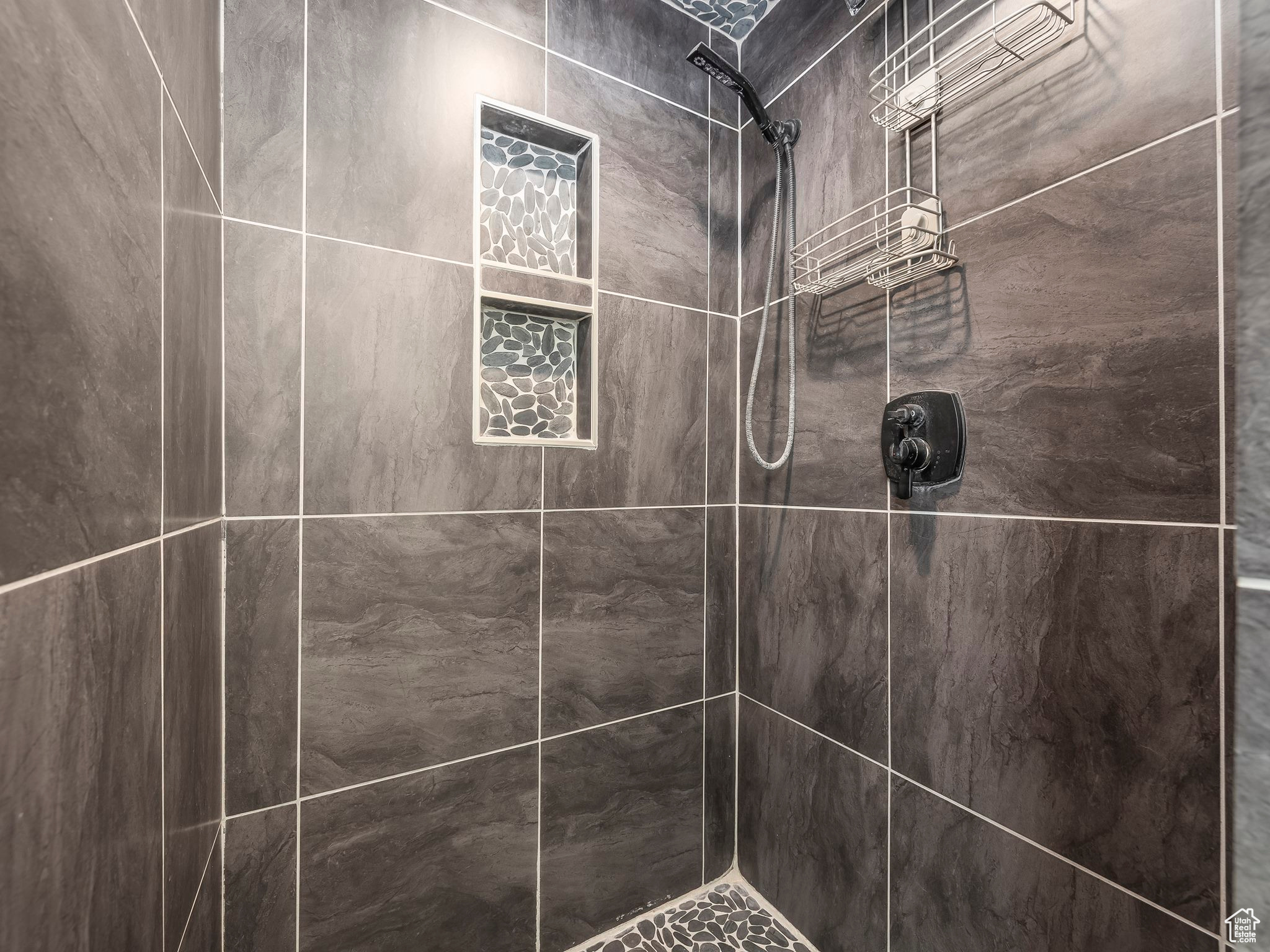 1456 E Longdale Dr, Sandy, Utah image 30