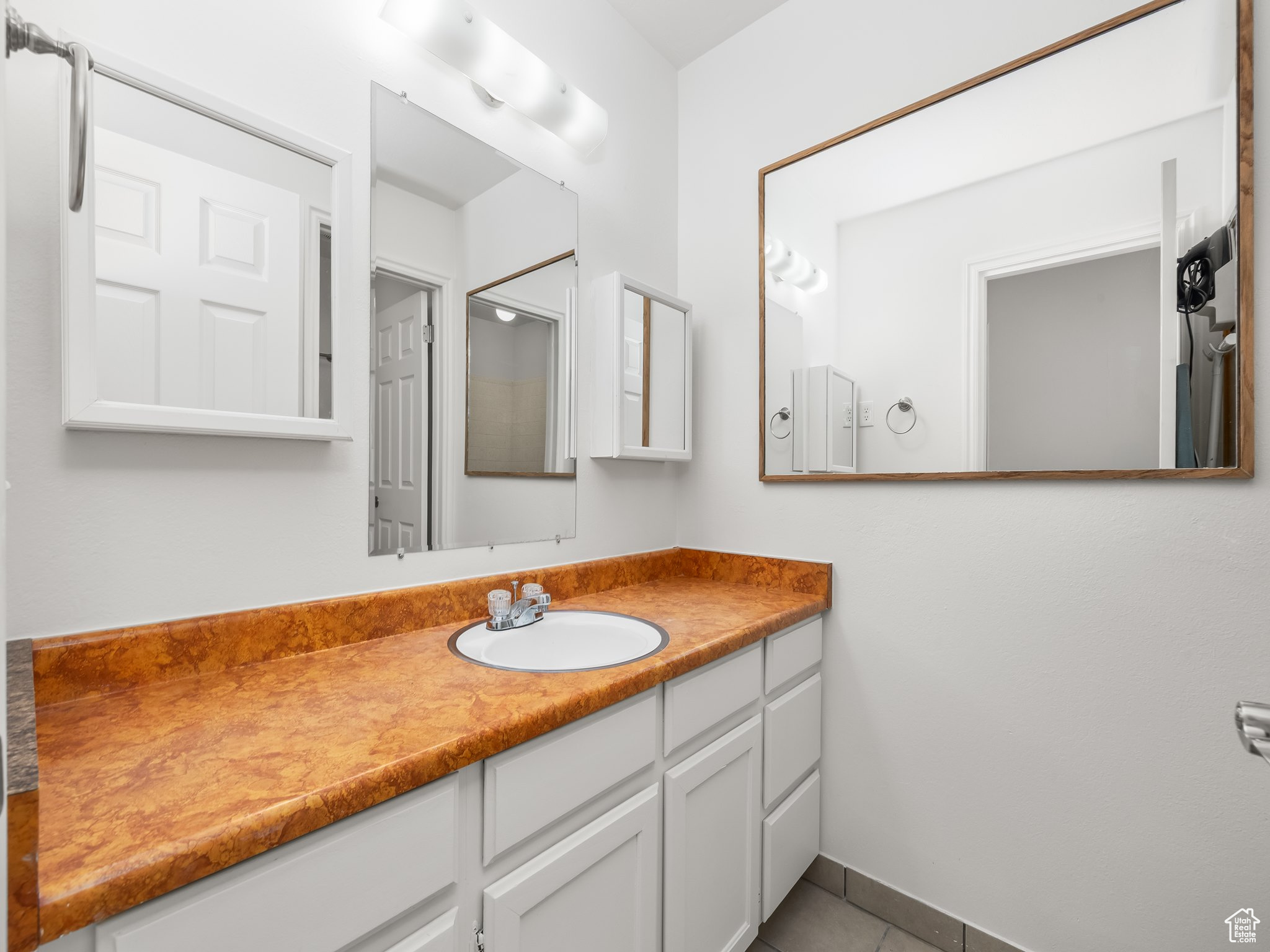 1456 E Longdale Dr, Sandy, Utah image 20