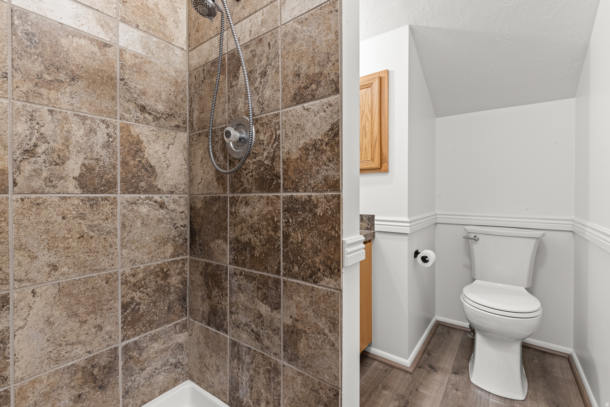 MILLSTONE MANOR - Residential