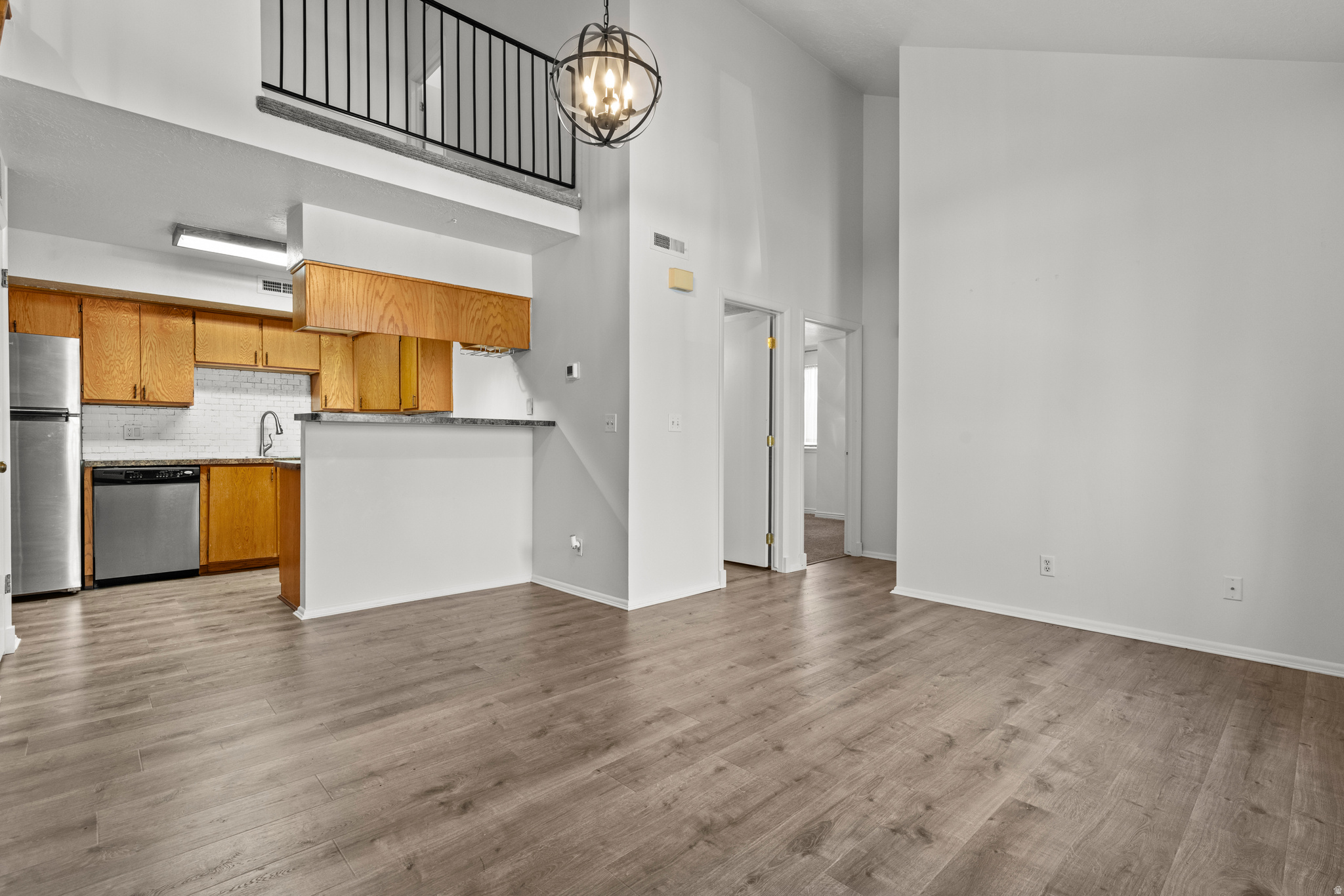 MILLSTONE MANOR - Residential