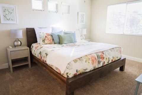 Tiny photo for 4285 E RAZOR RIDGE DR, Washington, UT 84780 (MLS # 2147303)