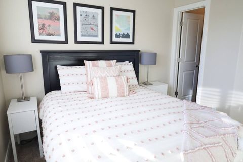 Tiny photo for 4285 E RAZOR RIDGE DR, Washington, UT 84780 (MLS # 2147303)