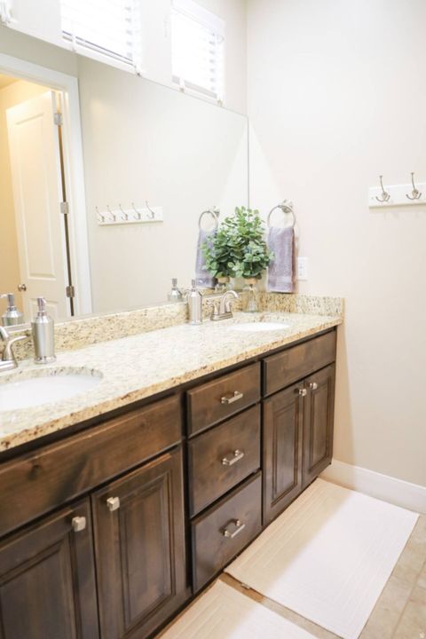 Tiny photo for 4285 E RAZOR RIDGE DR, Washington, UT 84780 (MLS # 2147303)