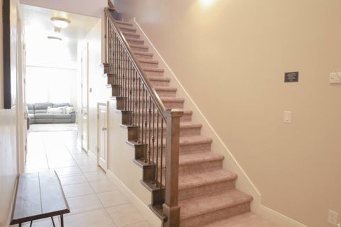 Tiny photo for 4285 E RAZOR RIDGE DR, Washington, UT 84780 (MLS # 2147303)