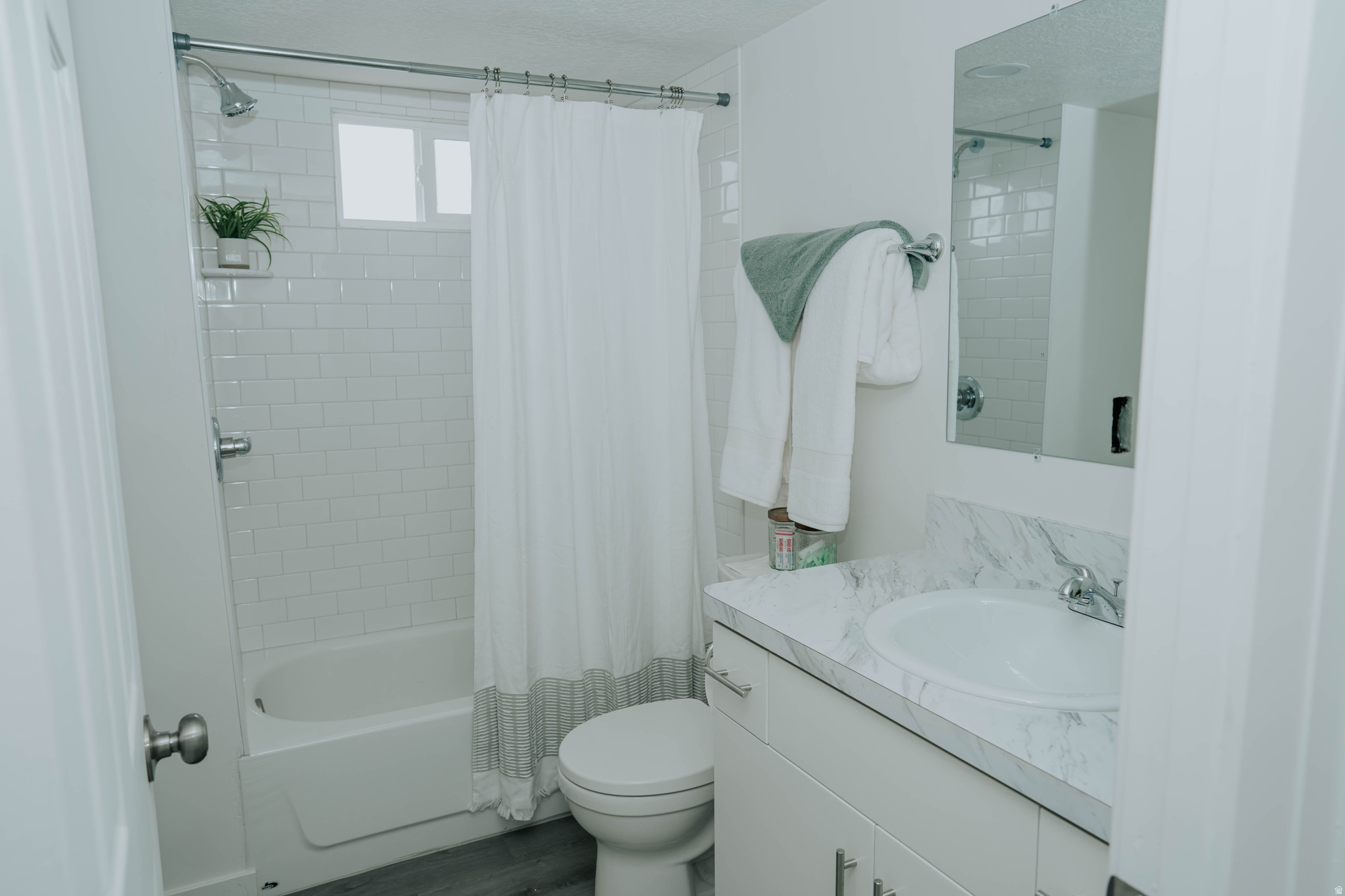 MONA LEA MOBILE HOME PARK - Residential