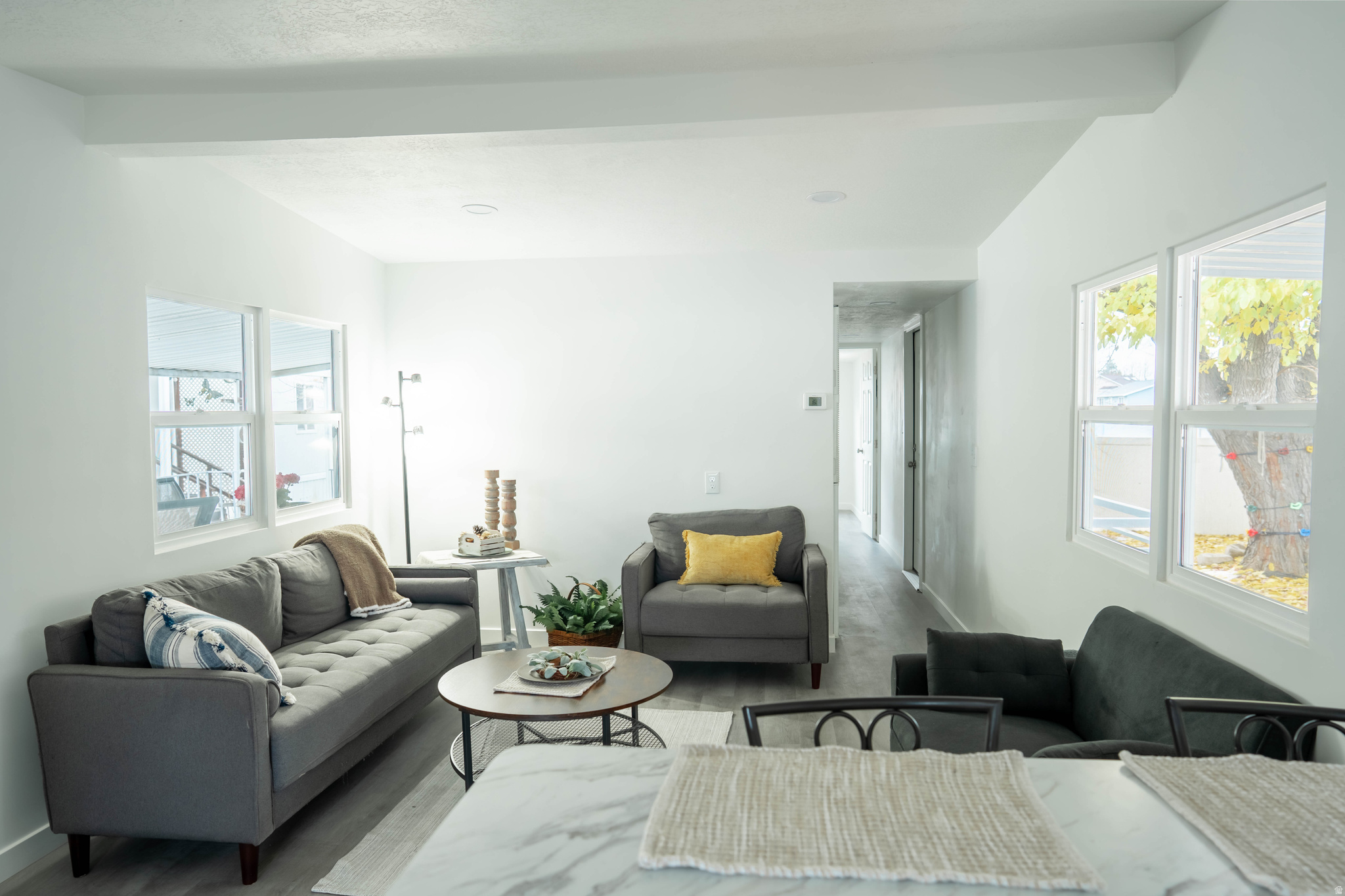 MONA LEA MOBILE HOME PARK - Residential