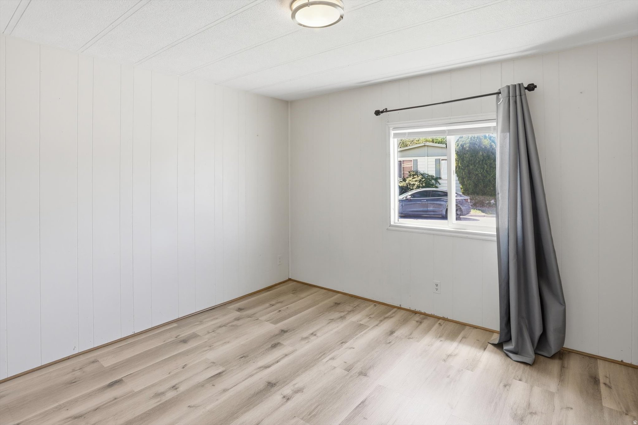 MIDLAND COMMUNITY - Residential