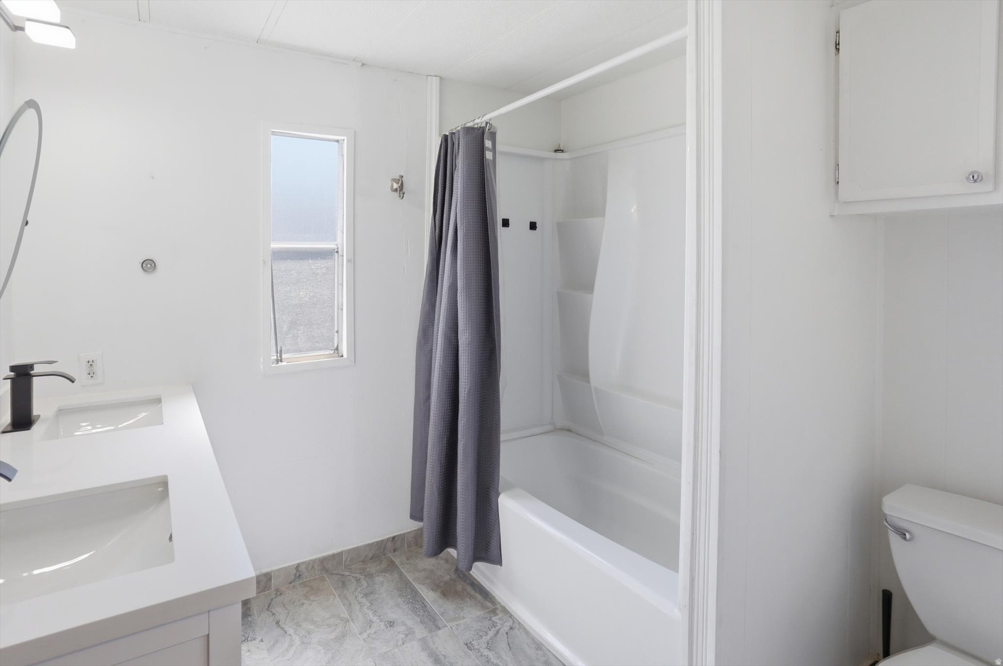 MIDLAND COMMUNITY - Residential