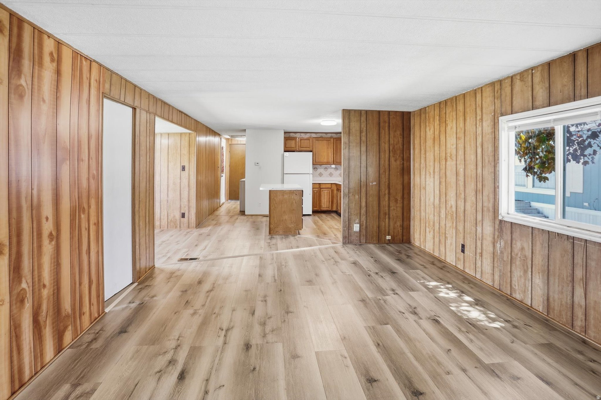 MIDLAND COMMUNITY - Residential