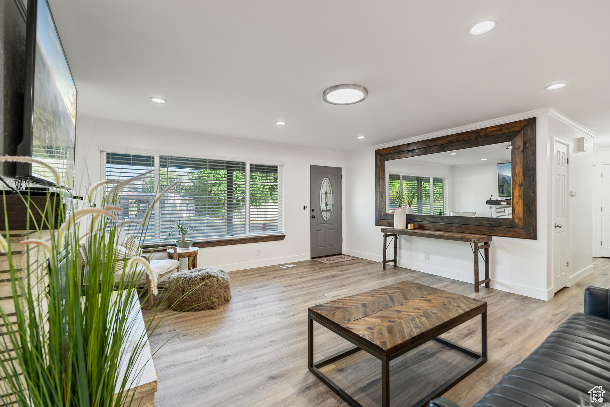 DAWSON SPLIT - Residential