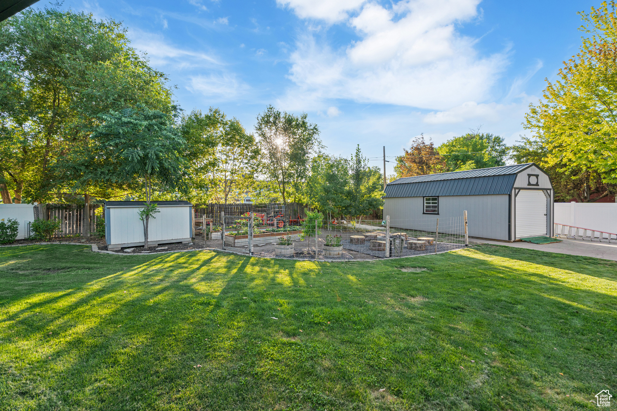 DAWSON SPLIT - Residential