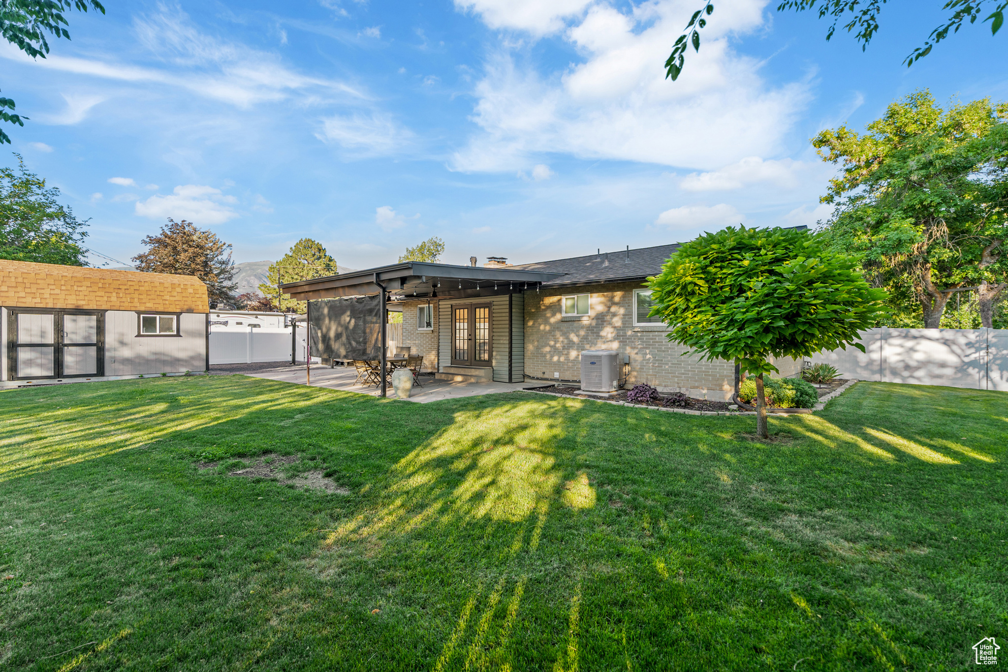 DAWSON SPLIT - Residential