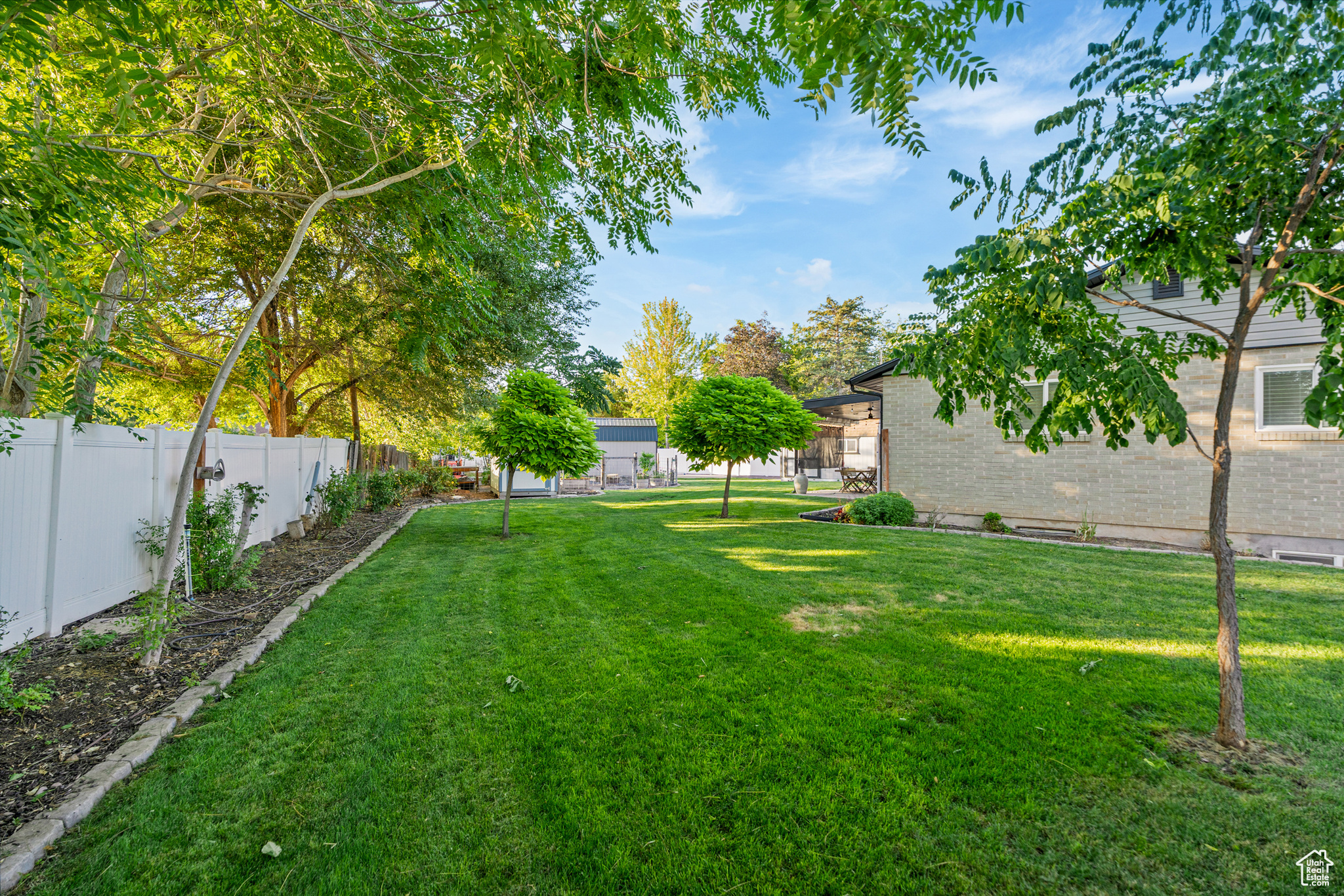 DAWSON SPLIT - Residential