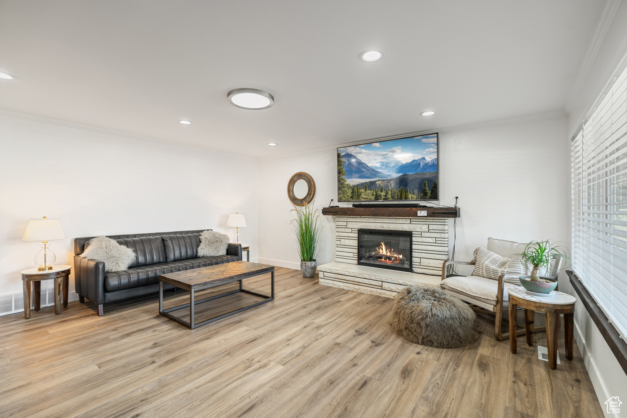 DAWSON SPLIT - Residential