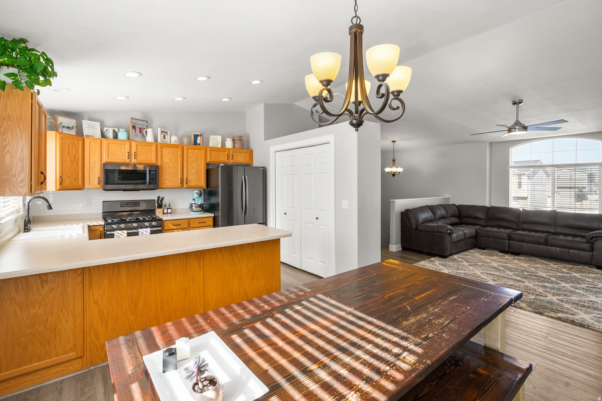 FREMONT ESTATES - Residential