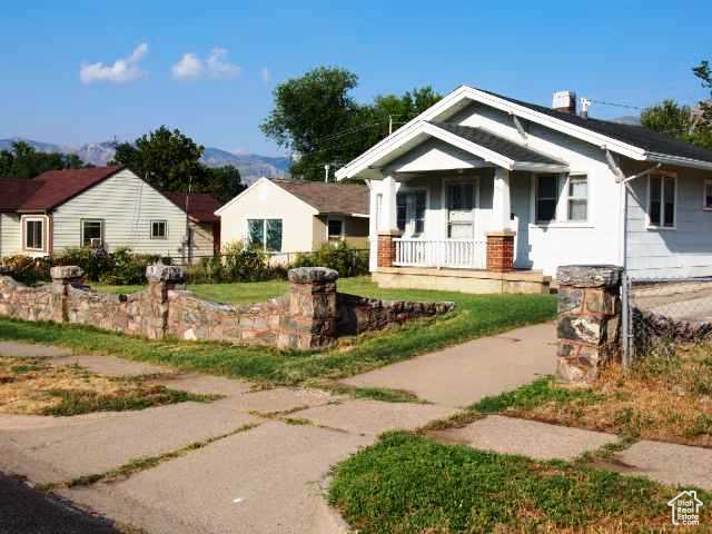 LAKEVIEW - Residential