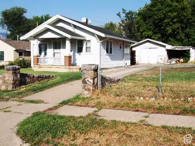 LAKEVIEW - Residential