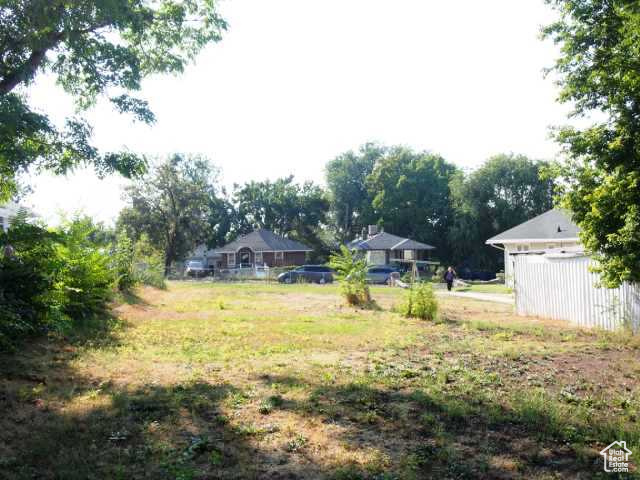 LAKEVIEW - Residential