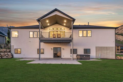 Tiny photo for 851 E MOUNTAIN RD, North Ogden, UT 84414 (MLS # 2140681)