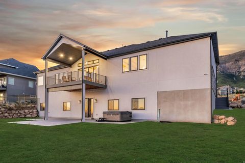 Tiny photo for 851 E MOUNTAIN RD, North Ogden, UT 84414 (MLS # 2140681)