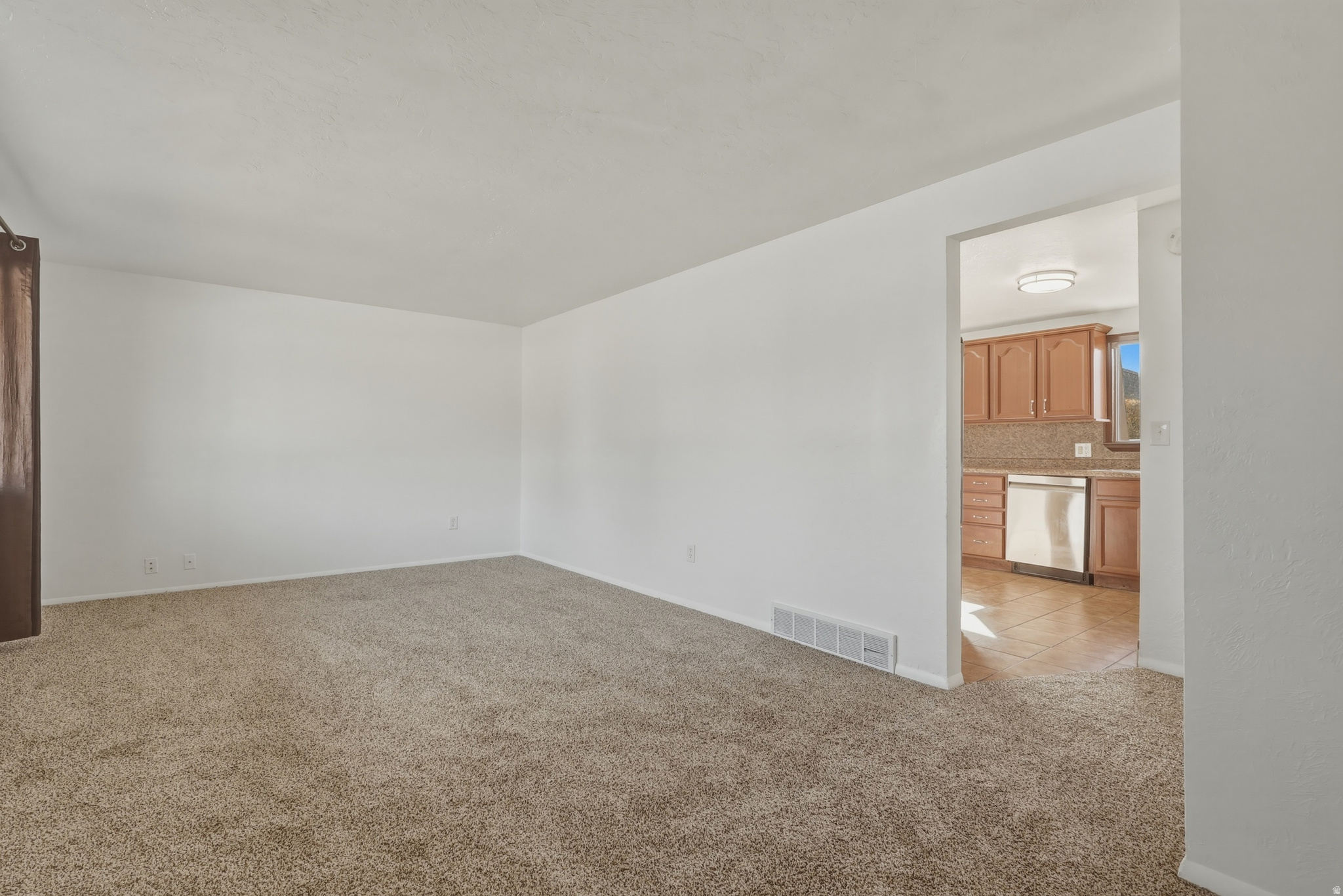 DIXIE VALLEY NO - Residential