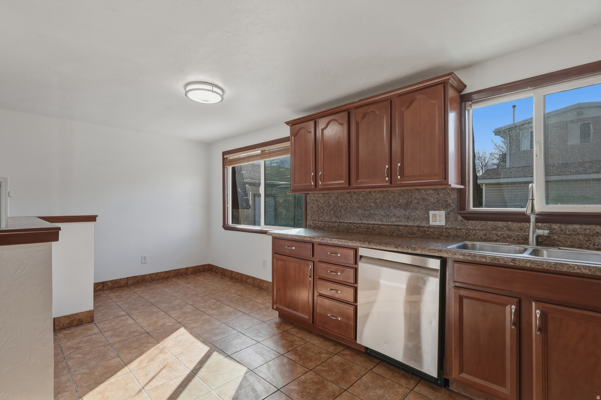 DIXIE VALLEY NO - Residential