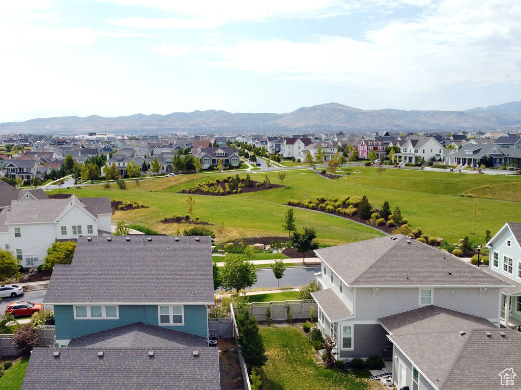DAYBREAK - Residential