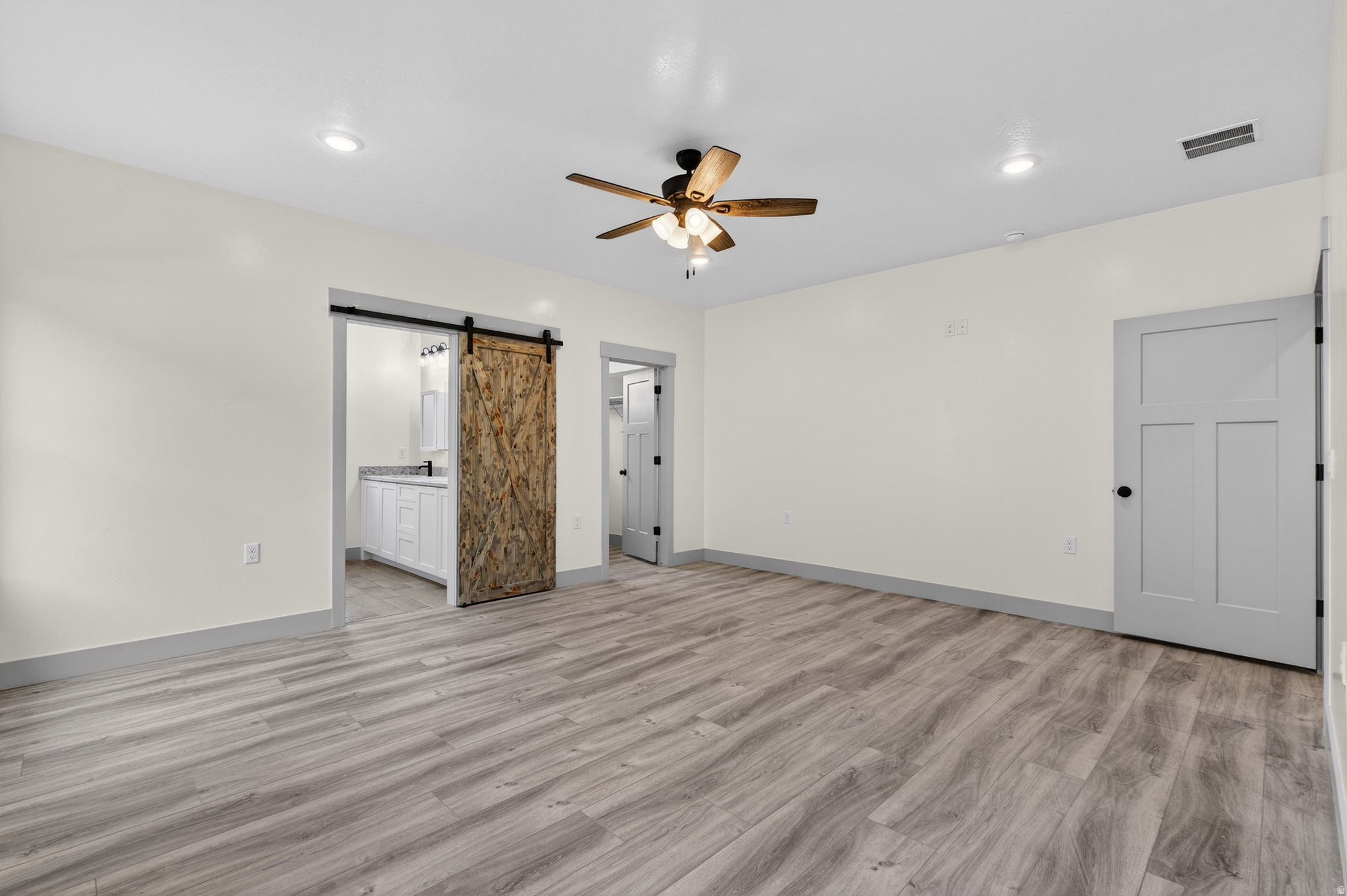 EVOLVE TWIN HOME ESTATES - Residential