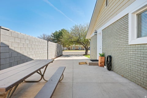 Tiny photo for 130 W 100 S, Enterprise, UT 84725 (MLS # 2182236)