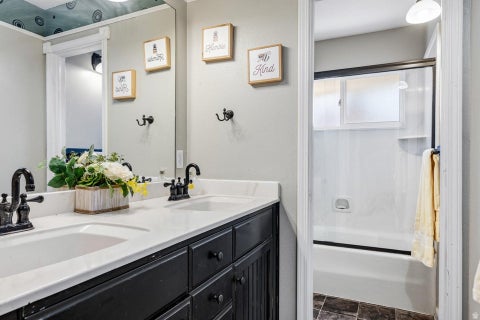 Tiny photo for 130 W 100 S, Enterprise, UT 84725 (MLS # 2182236)