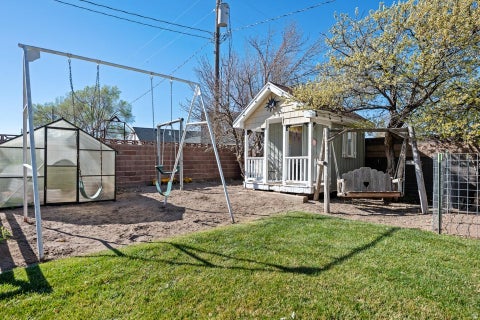 Tiny photo for 130 W 100 S, Enterprise, UT 84725 (MLS # 2182236)