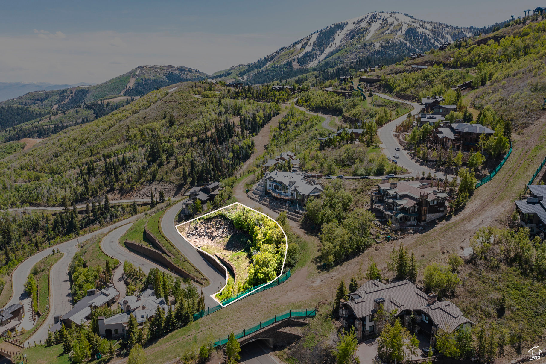 DEER CREST ESTATES - Land