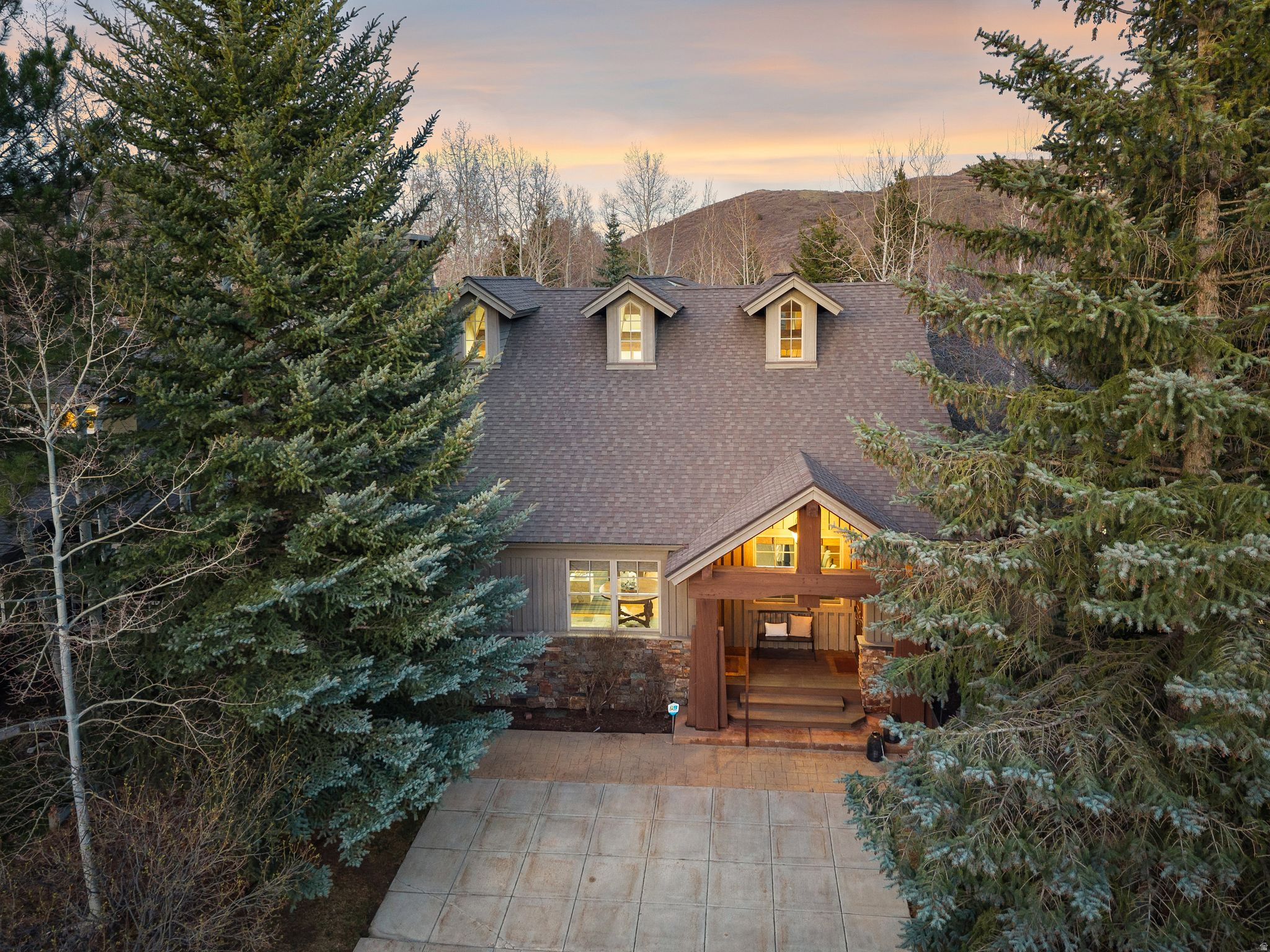 PROSPECTOR VILLAGE - Residential