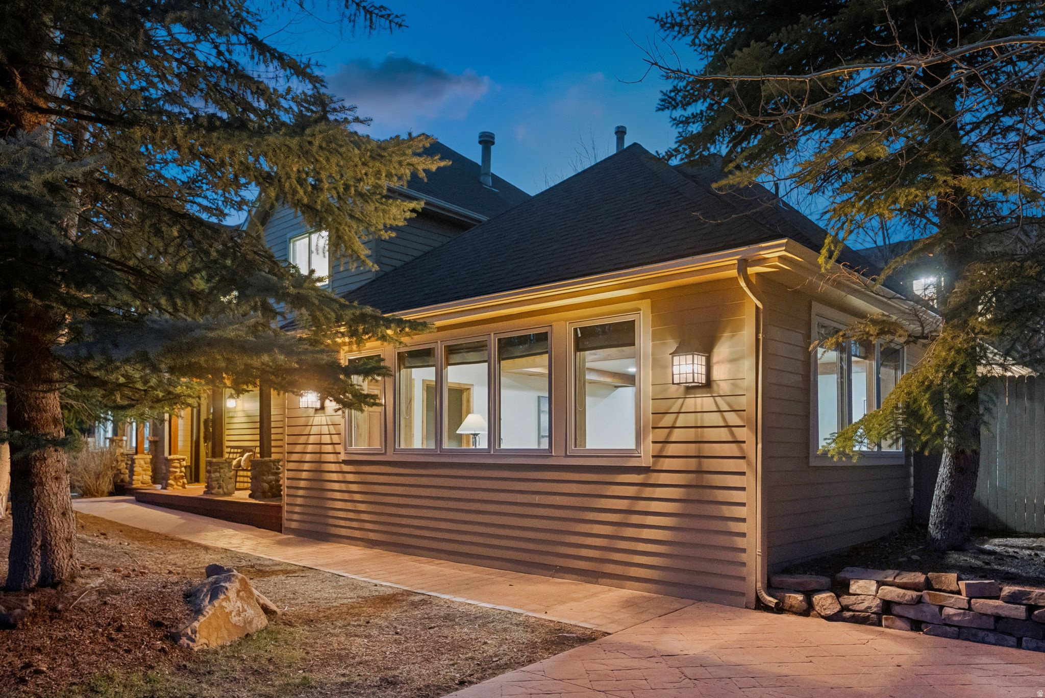 PROSPECTOR VILLAGE - Residential