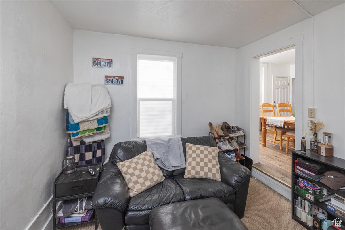 Logan, Utah 84321, United States, 6 Bedrooms Bedrooms, ,6 BathroomsBathrooms,Residential,Active,199290