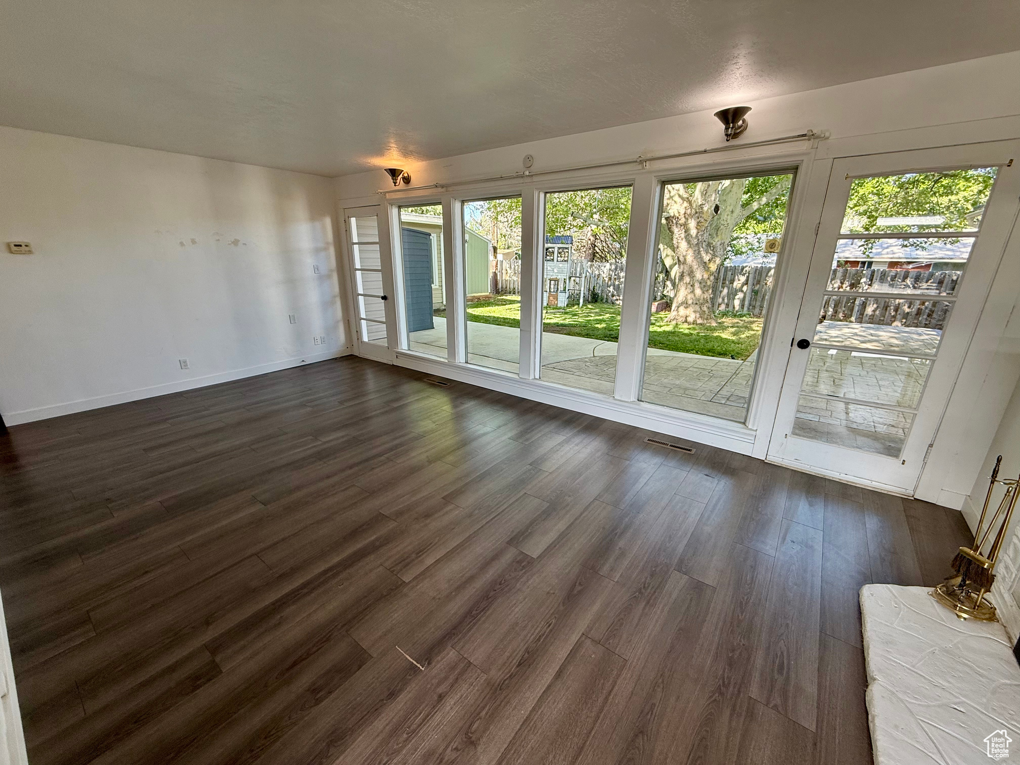 PIONEER - Residential