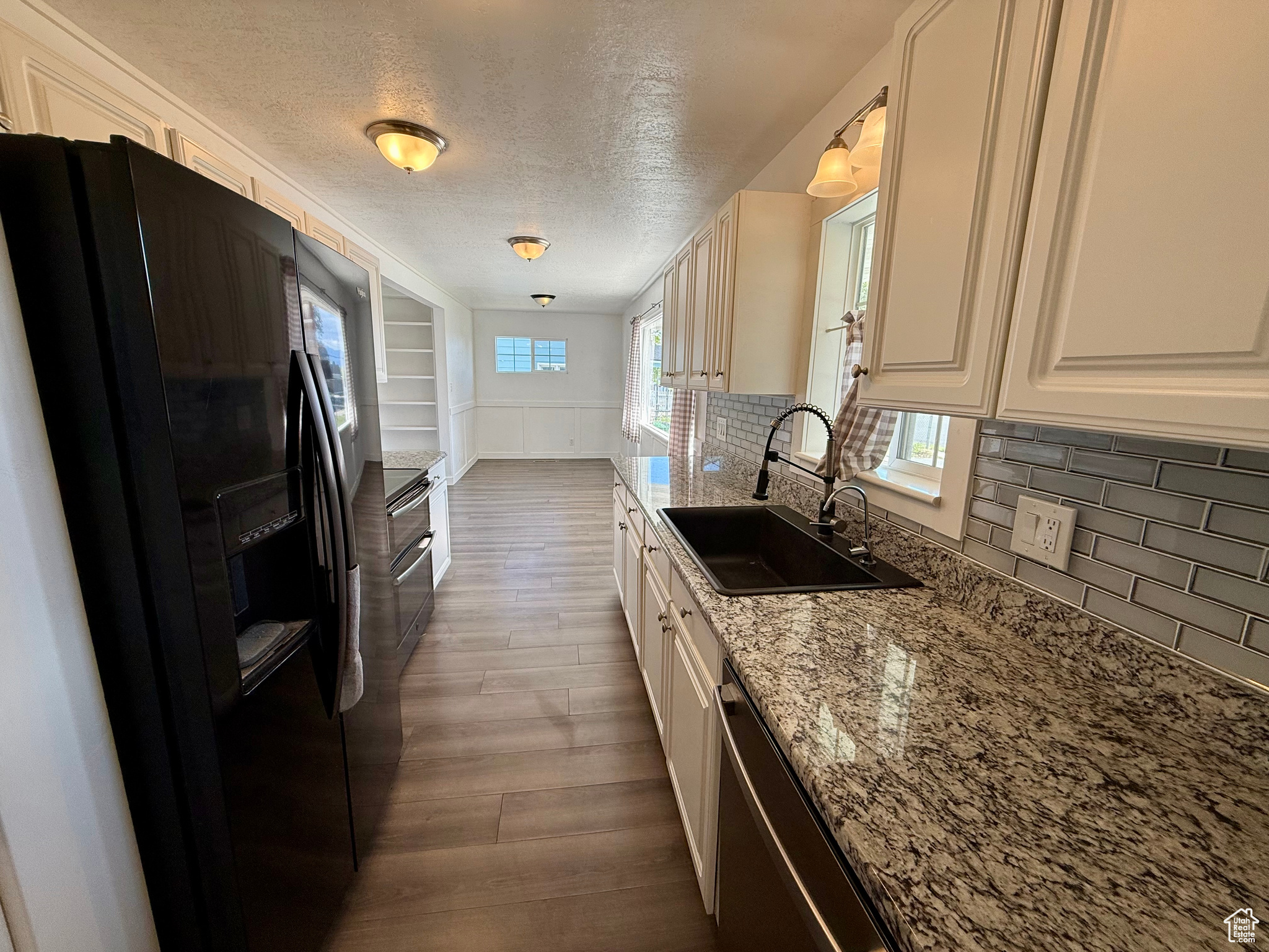 PIONEER - Residential