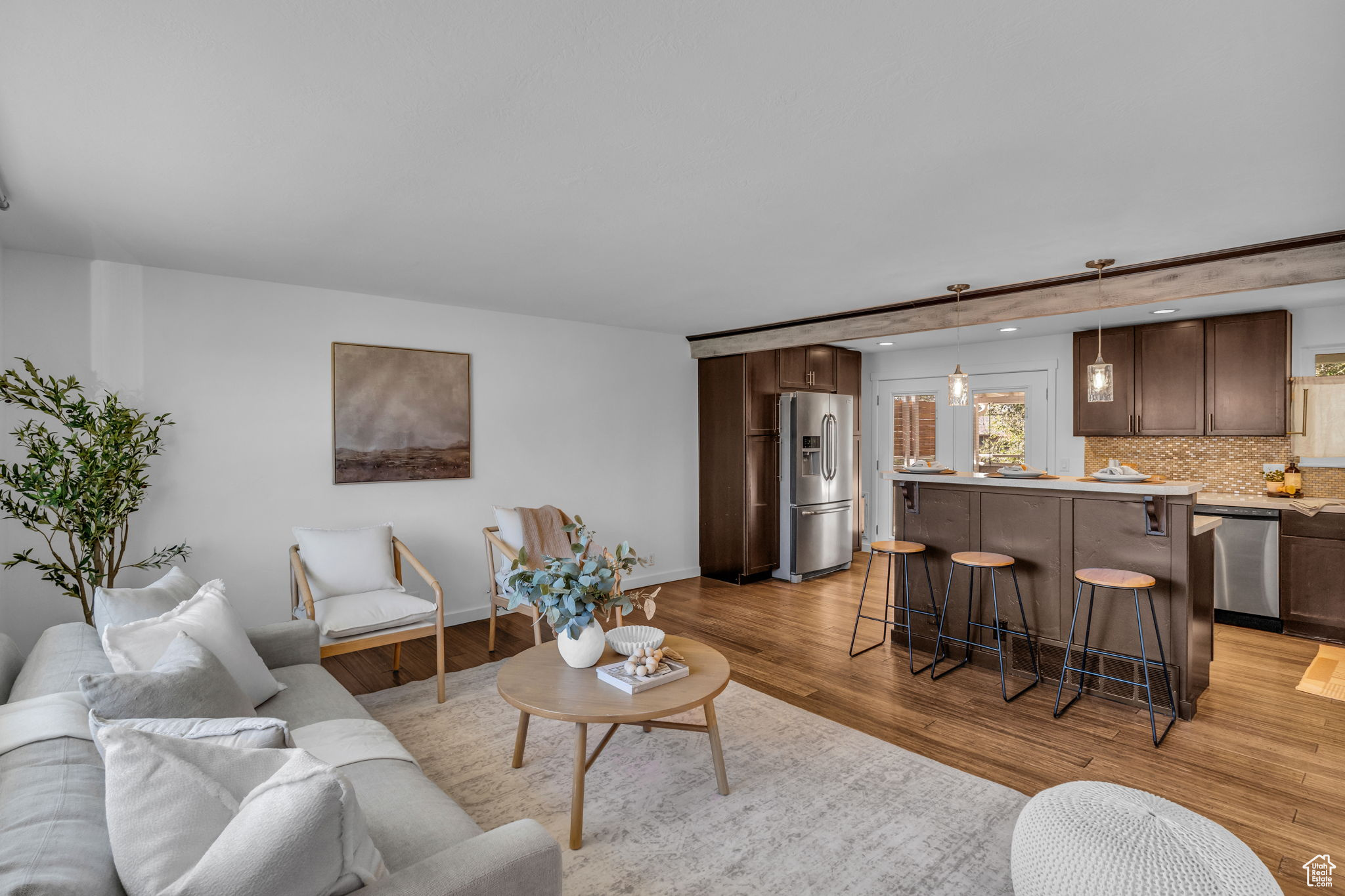 WHITE CITY - Residential
