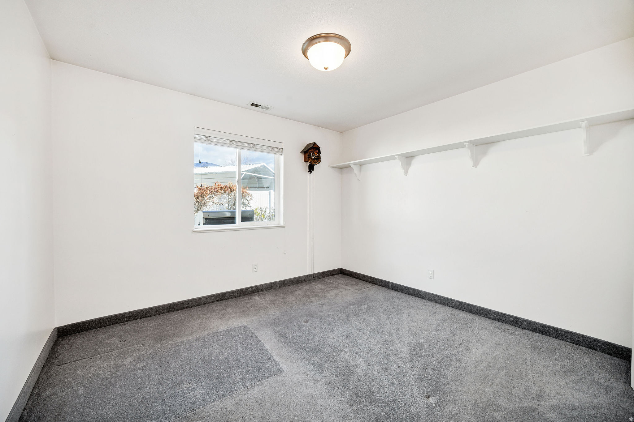 HYDE PARK WEST - HYDE PARK RETIREMENT COMMUNITY - Residential