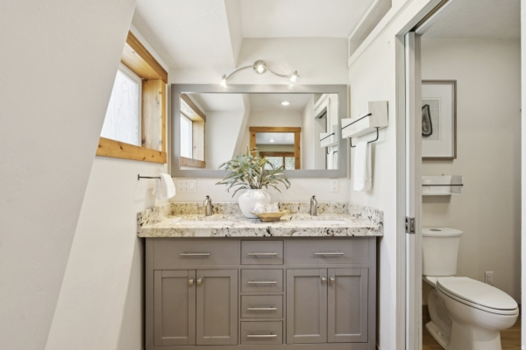 SUMMIT PARK - Residential Lease