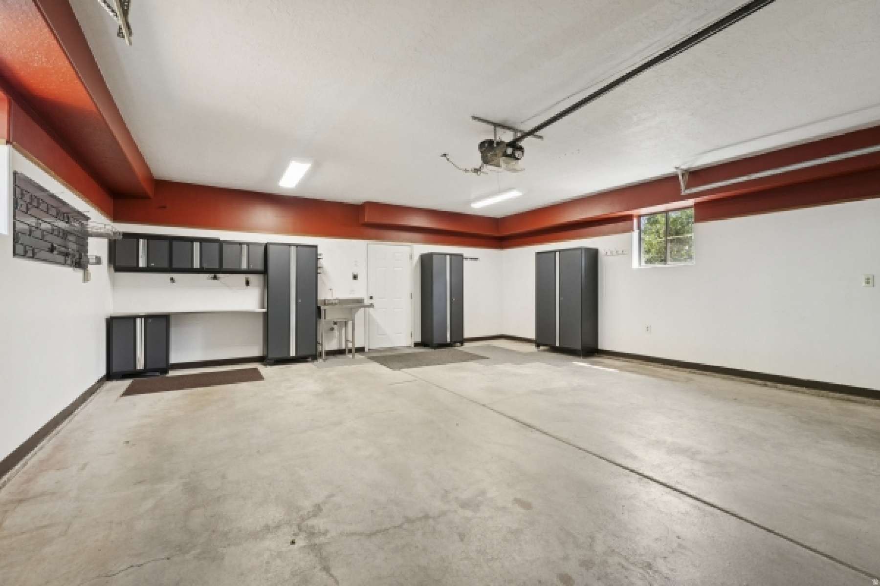 SUMMIT PARK - Residential Lease