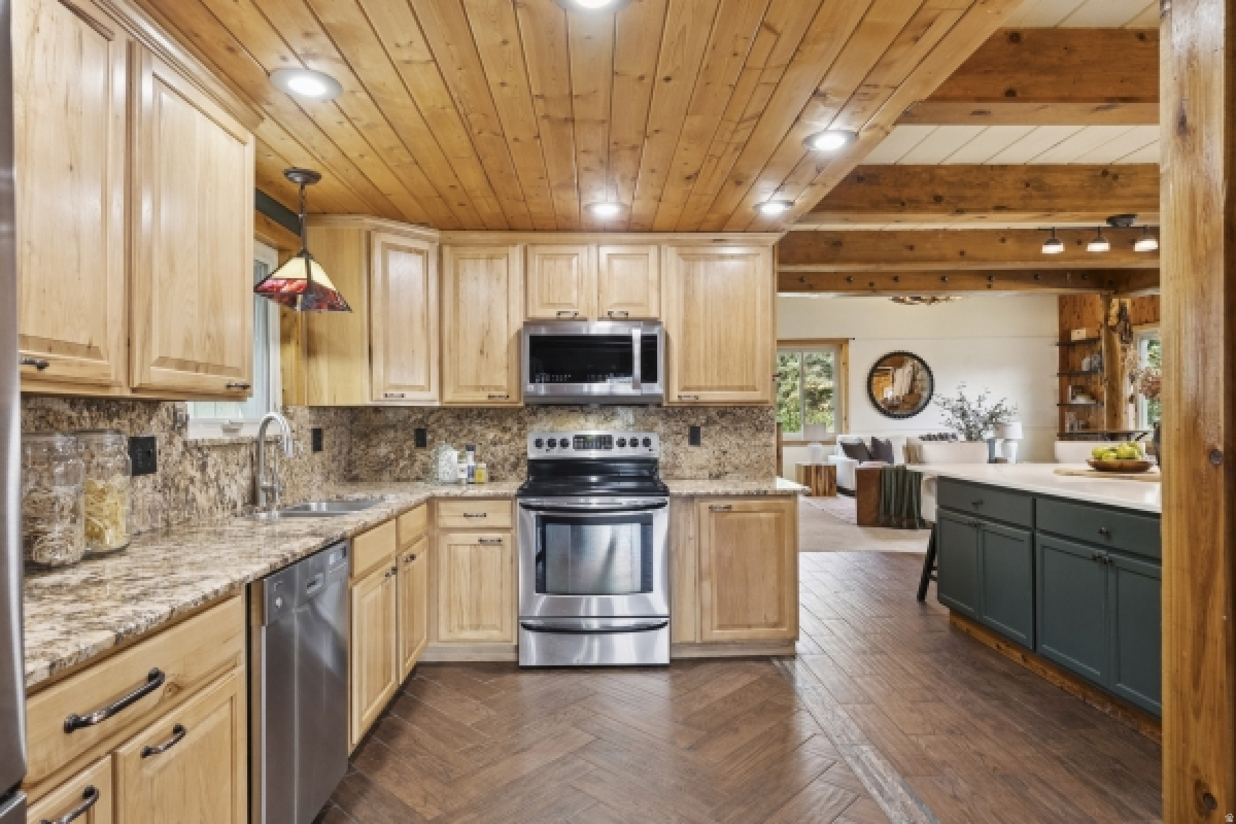 SUMMIT PARK - Residential Lease