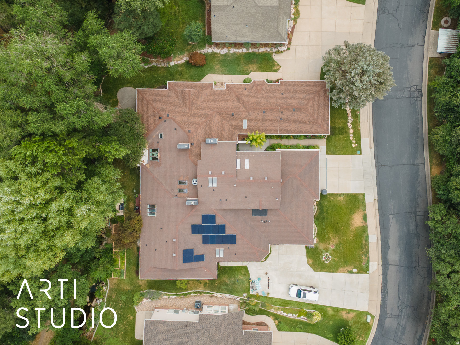 OAK CREEK - Residential Income