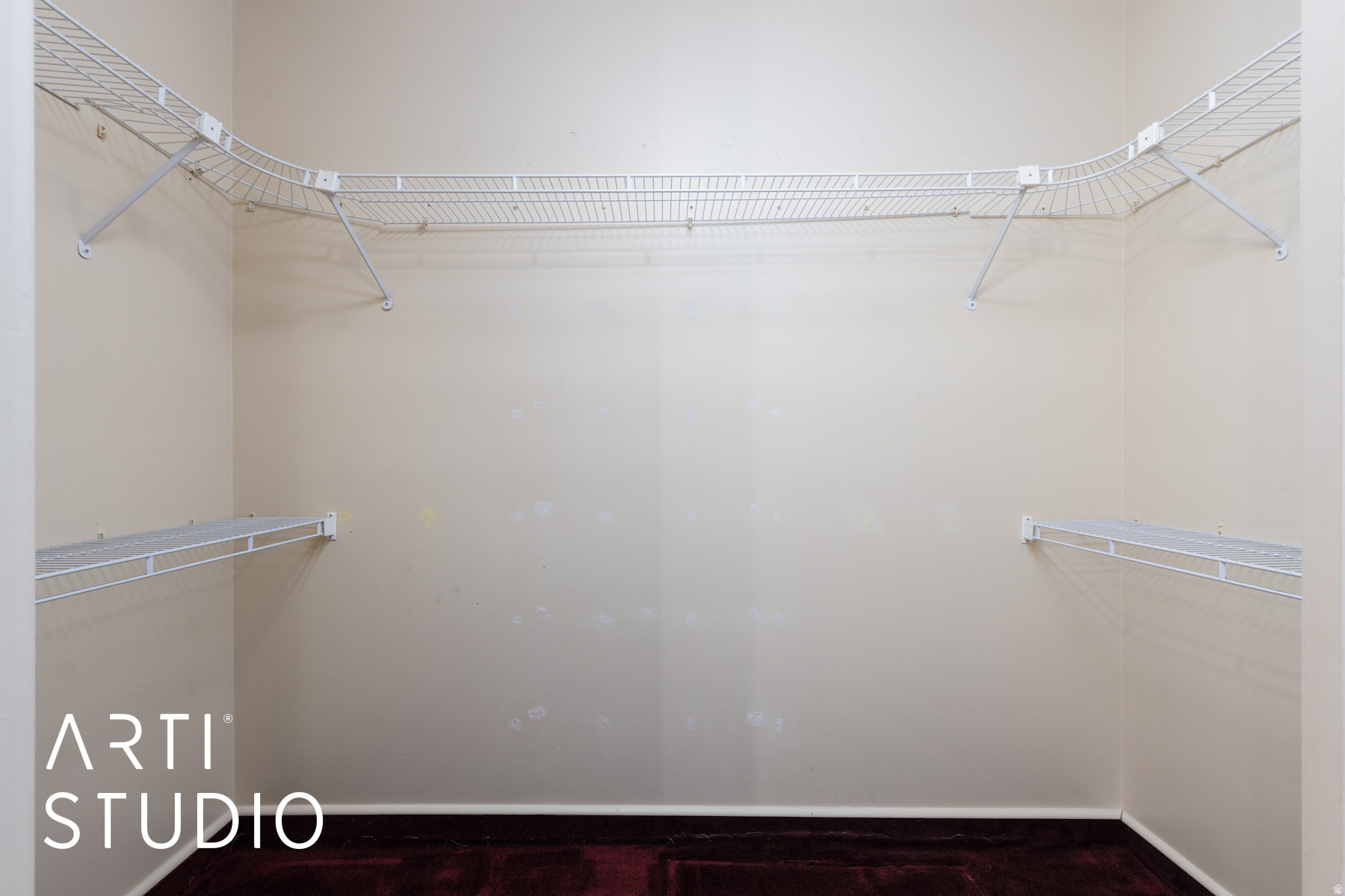 OAK CREEK - Residential Income