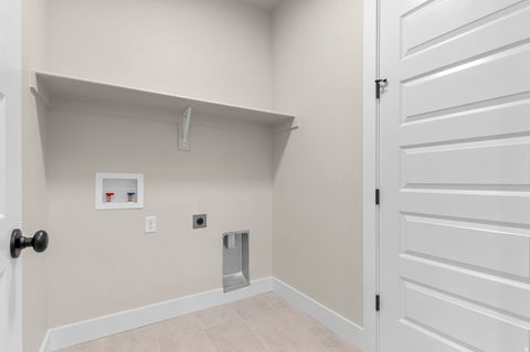 Tiny photo for 2788 N 3930 W, Lehi, UT 84043 (MLS # 2140602)